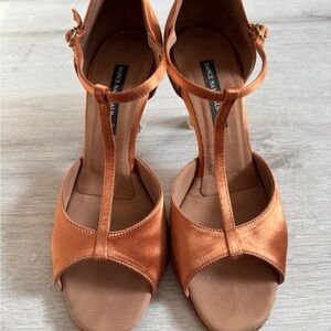 💃🏻 Dance Naturals Dance Shoes, Latin Dance Heels, Size 39